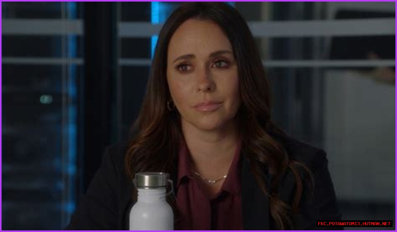 Breaking News: Jennifer Love Hewitt Expecting During '911' Season 5